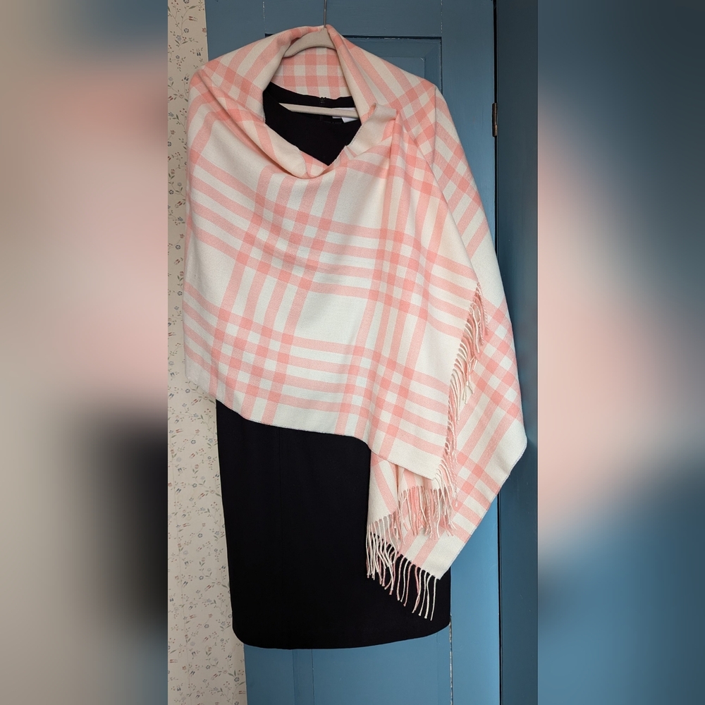 NWT Alpaca Shawl Scarf Wrap Pink White Plaid Bonfire Summer Winter Clean Girl